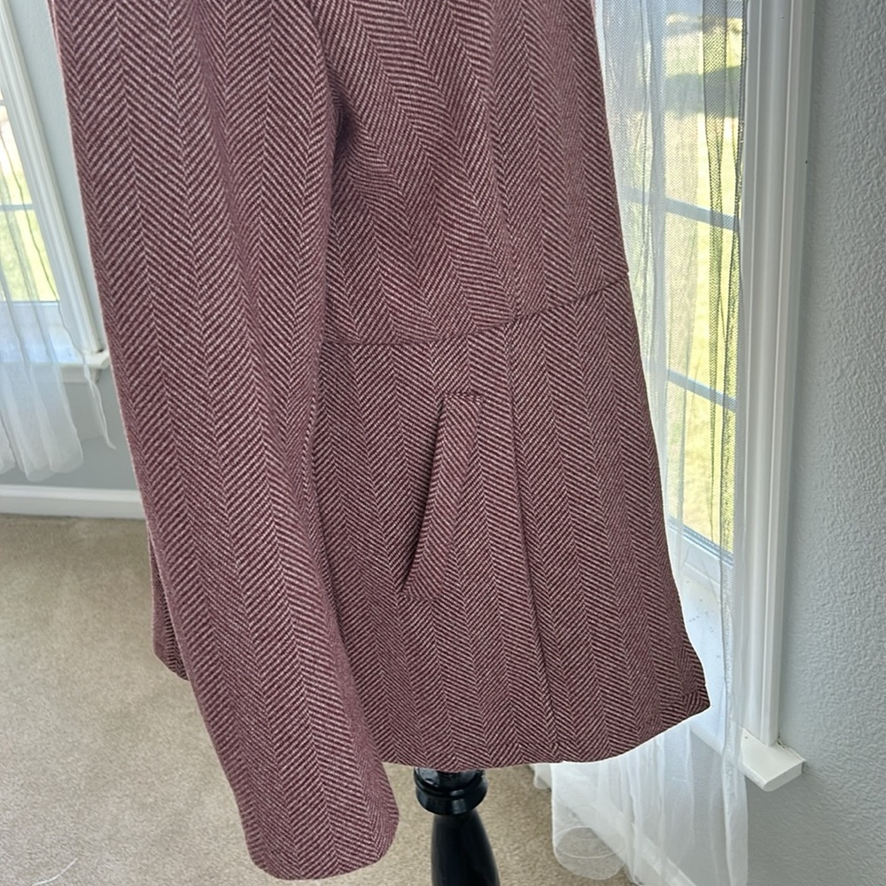 Jacket - Picture 9 of 11